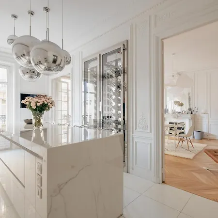 Veeve - Enlightened Luxe Apartmán *